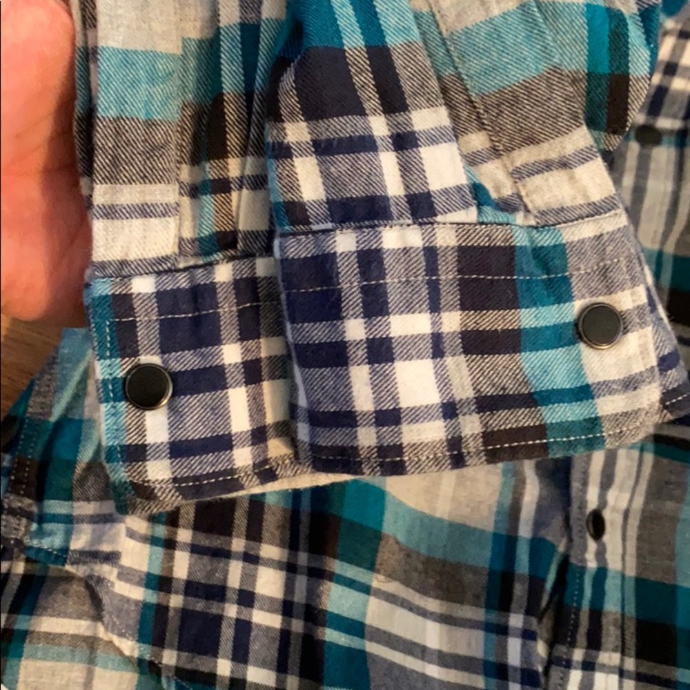 Express Men’s Button-Down - Picture 4 of 4